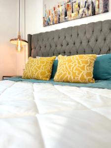 CASA YON free parking, pet friendly, high speed wifi, Netflix, Amazon Prime factura