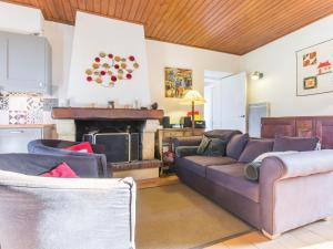 Maisons de vacances Ferme renovee avec jardin clos, proche plages, Pornic et Nantes - velos, terrain de petanque, equipements bebe - FR-1-306-825 : photos des chambres