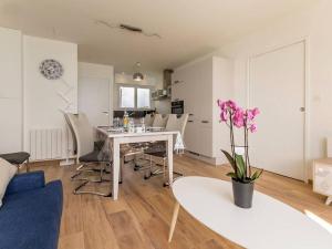 Appartement face à la plage avec loggia, cour, wifi et barbecue - Piriac-sur-Mer - FR-1-306-844