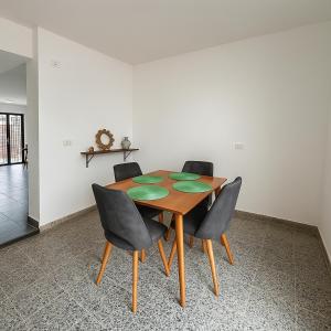 APARTAMENTO COMPLETO, Piedra viva