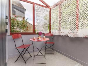 Maisons de vacances Gite Charmant en Briere: Proche Guerande, Jardin Prive, 2 Chambres - FR-1-306-941 : photos des chambres