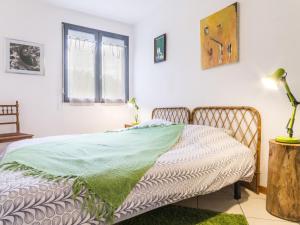 Maison spacieuse avec jardin, ping-pong, WiFi, et équipements bébé - Malville, France - FR-1-306-1153