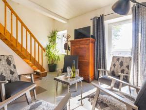 Gîte typique au cœur de Monnières, proche Sèvre, jardin privatif, Wifi, idéal pour pêche et rando - FR-1-306-985