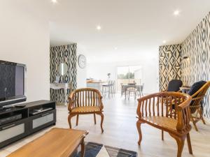 Gîte moderne avec confort, près de la mer, jardin clos, garage, WiFi, et équipements bébé - FR-1-306-1173