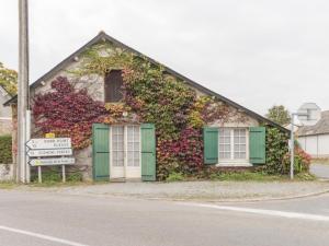 Maisons de vacances Charmante Maison Familiale a la Campagne, Proche Foret, avec Wifi, Ping-Pong et Panier de Basket - FR-1-306-1152 : photos des chambres