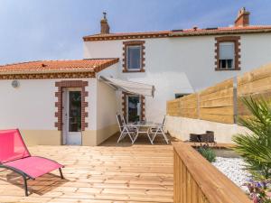 Maisons de vacances Charmante maison renovee, au calme avec jardin, a 20 km de la mer et 35 km de Nantes - FR-1-306-1190 : photos des chambres