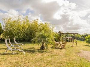 Maisons de vacances Gite lumineux avec jardin privatif pres des plages, equipement bebe et recharge electrique - FR-1-306-1104 : photos des chambres
