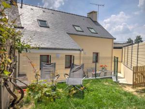 Maisons de vacances Gite Pays de la Loire: Calme, Jardin, Equipements Bebe, Proche Mer et Terre Briere - FR-1-306-1105 : photos des chambres