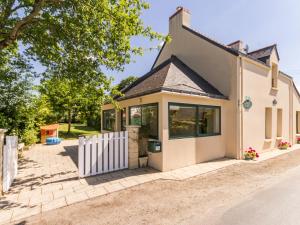 Maisons de vacances Gite familial pres de Guerande avec jardin, terrasse, jeux pour enfants, et coin detente - FR-1-306-1095 : photos des chambres