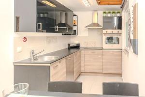 Family friendly house with a swimming pool Vir - Lozice, Vir - 24524