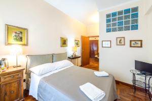 Two Elegant Room - Rome Metro A