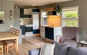 2 Bedroom Awesome Home In Sydals