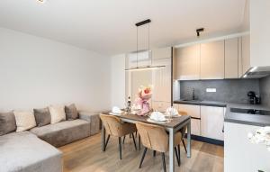 Beautiful Apartment In Split With Wifi