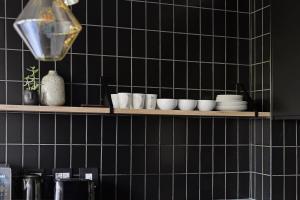 Luxury apartment with City & Mountain views