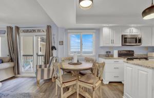 Pinnacle Port Penthouse #29 condo