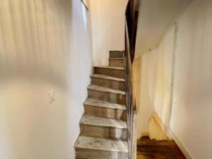 Maisons de vacances Gite XIXe de charme a Candes-St-Martin avec jardin clos - FR-1-381-612 : photos des chambres