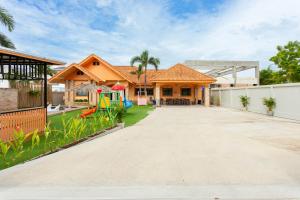 The Orange House Pool Villa Pattaya