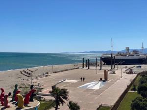 Appartement T3 Duplex 6 Pers. avec Wi-Fi et Parking - Vue Mer à Le Barcarès - FR-1-81-638