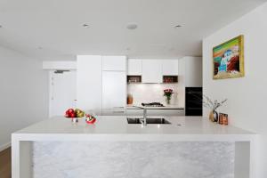 Waterfront CBD luxury 1Br with best view