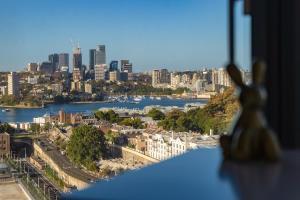 Waterfront CBD luxury 1Br with best view