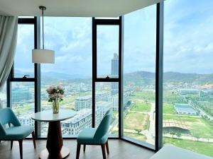 Spring ALacarte Ha Long Luxury Studio