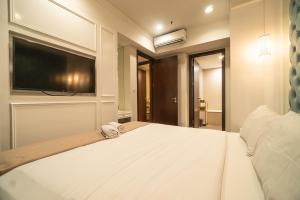 Luxury and pleasant 2BR Chianti Tower Mall Access