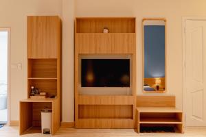 Apart Hotel Modern - Hanoi Old Quarter - Netflix - Elevator