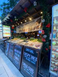 Cozy room Kuta - 1 minute to the beach by Micky Studio R