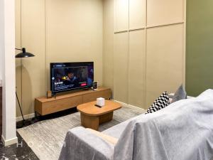 2BR2B Hozem KL4207 Apartment KLCC