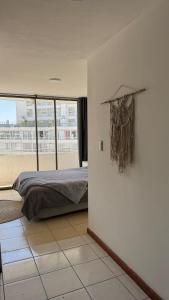 Lindo departamento, muy cerca del Movistar Arena, con 2 estaciones del metro cerca, parking de reserva interior