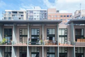 Oxford St Apartment with Gym Spa Pool