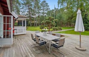 Beach House Retreat In Peaceful Ljunghusen