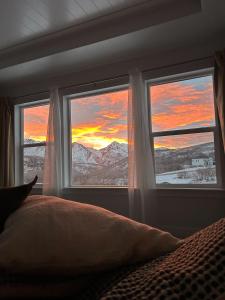 Draper Mountain Home