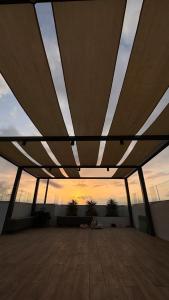 Cloud 9 Cabin- Lavish Studio in Baner Pashan!