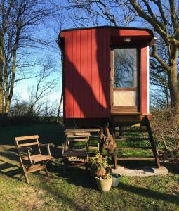 Cozy Wagon House With Views Over The Limfjord