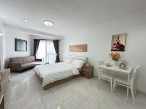 Rimhad Jomtien Condominium S2