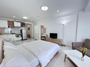 Rimhad Jomtien Condominium S2