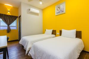 Newly 5BR Cottage House Retreats (Free Parking)