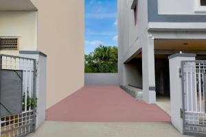 Super Townhouse Vanasthalipuram Near Deer National Park