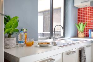 City Skyline Penthouse with Large Terrace & Views