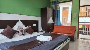 Adventure Inn 20 Metre from Swimming Pool