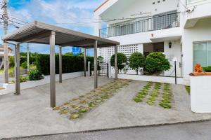 駐車場2台 海中道路や伊計島にアクセス良好 和室付き 最大5名宿泊施設 Guest house mum