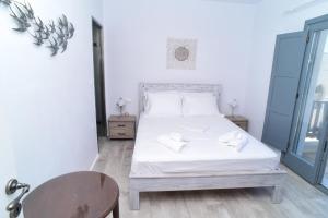 Naxos town 5 Sunset and Sea view next to the beach apart