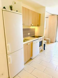 Appartements Appartement lumineux avec terrasse vue mer : photos des chambres