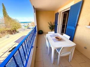 Appartements Appartement lumineux avec terrasse vue mer : photos des chambres