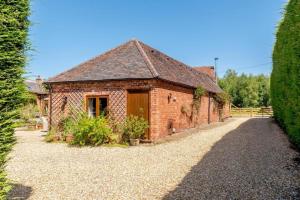 Spacious 5 bed Barn in the Heart of Worcestershire