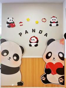 Legoland5mins DPristine Medini Panda Kingdom 7pax