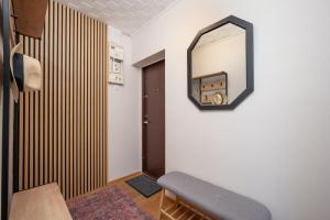 Cozy Apartment with Self Check-in & Free Parking