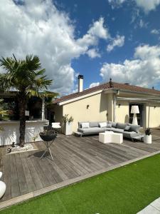 Villa familiale à 20 mn de Lyon