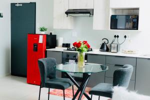 Stunning 1 bed in Midrand at 93 On New Estate